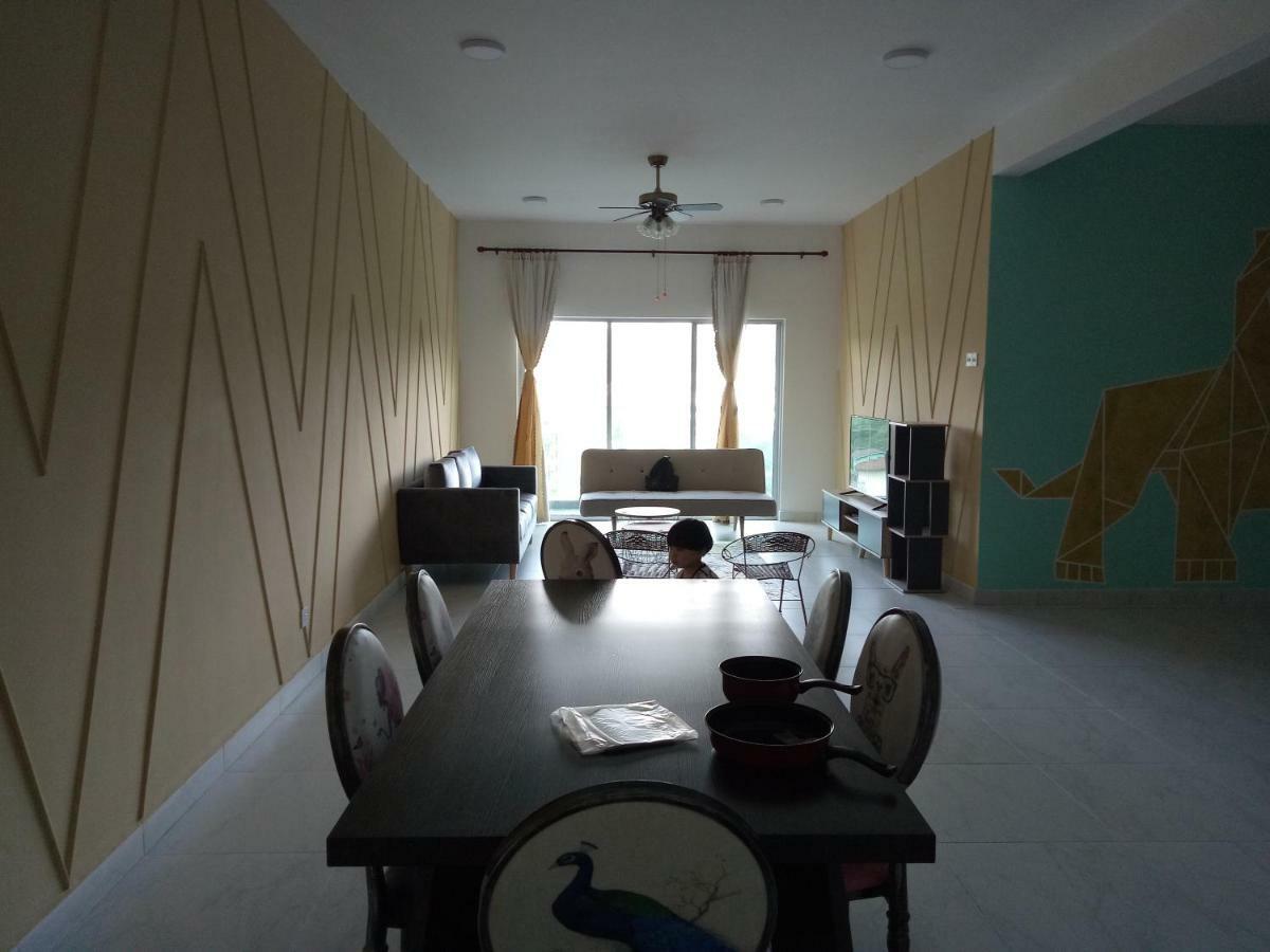Icolor Home & Stay Ch6 Tanah Rata Habitación foto